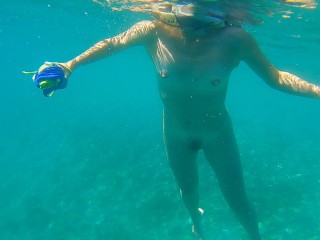 Underwater CLOSE UP PEE and Naked Swimming - Nudist Video