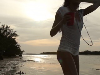 pee at the beach - Nudist Video