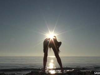 Miko feat. Sasha Bikeyeva - Girl in trend. Outdoors naked dancing - Nudist Video